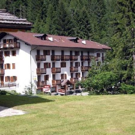 ホテルCasa Alpina Sant'Apollinare ファルカーデ エクステリア 写真